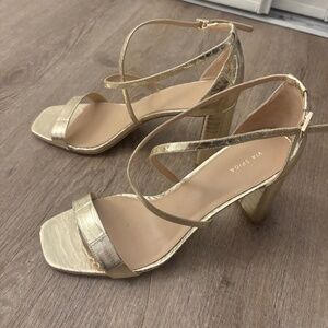 GOLD GORGEOUS VIA SPIGA DRESS SANDAL